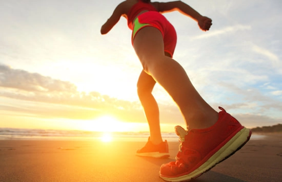 FitLine für den Sport bestellen FitLine Sportlinie – Nahrungsergänzung für aktive Menschen und Sportlerinnen und Sportler